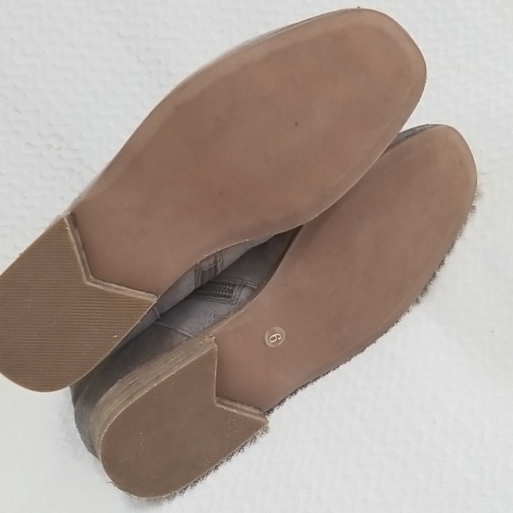 Jeffrey Campbell Speir Ankle Suede Booties - Picture 10 of 10